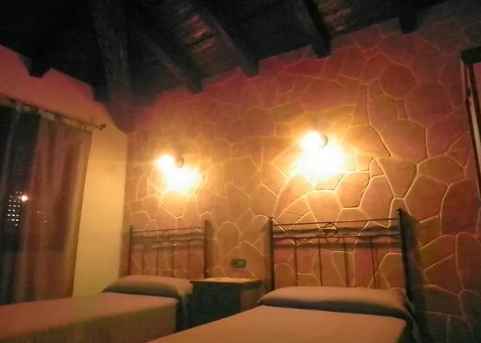 La Cueva Del Lince * Zarza De Granadilla